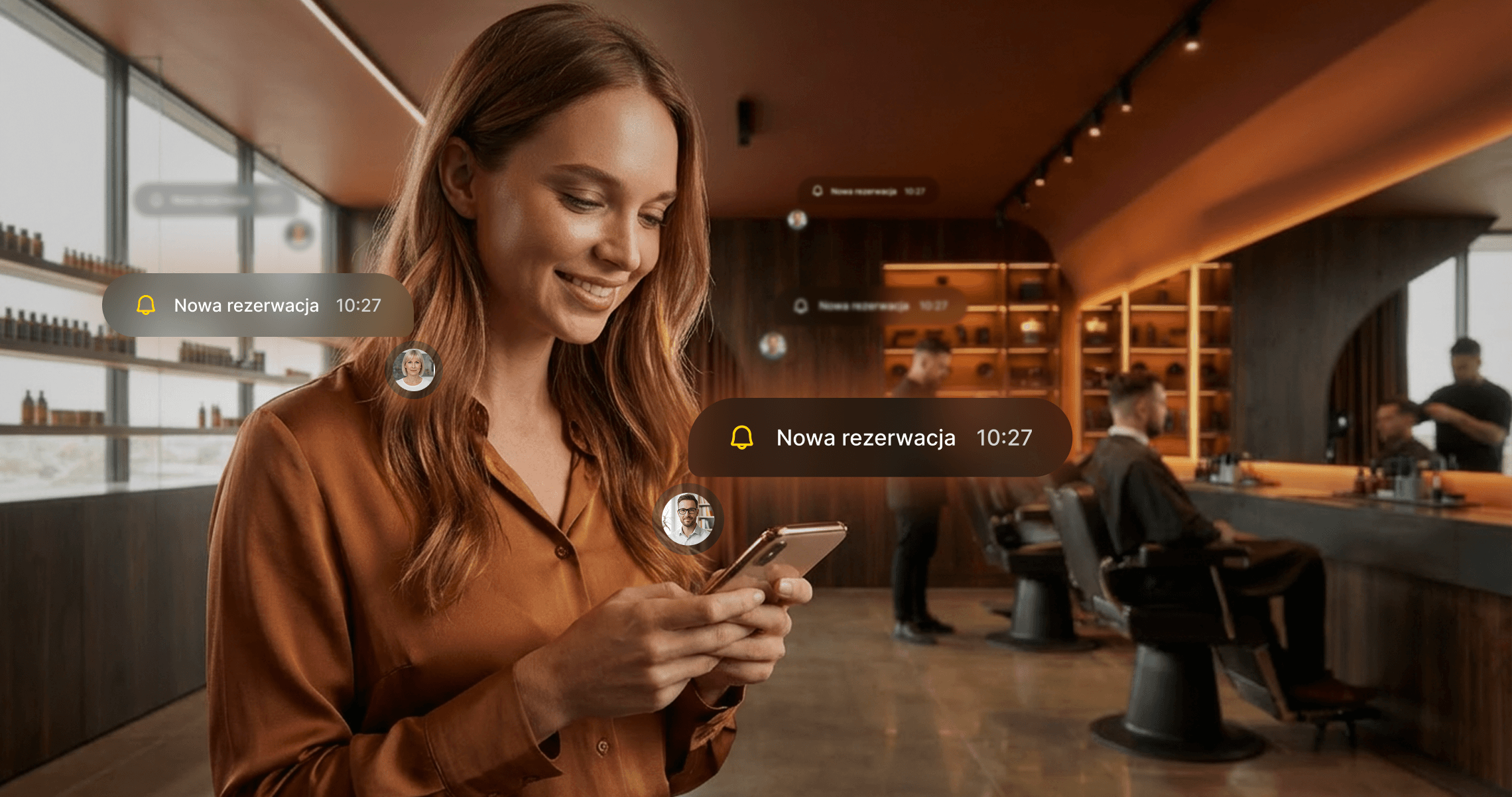 Osoba zarządzająca rezerwacjami w restauracji